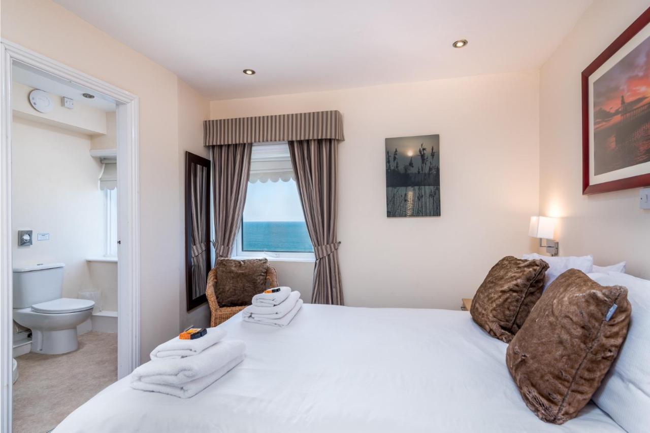 Riviera Guesthouse Whitby Extérieur photo
