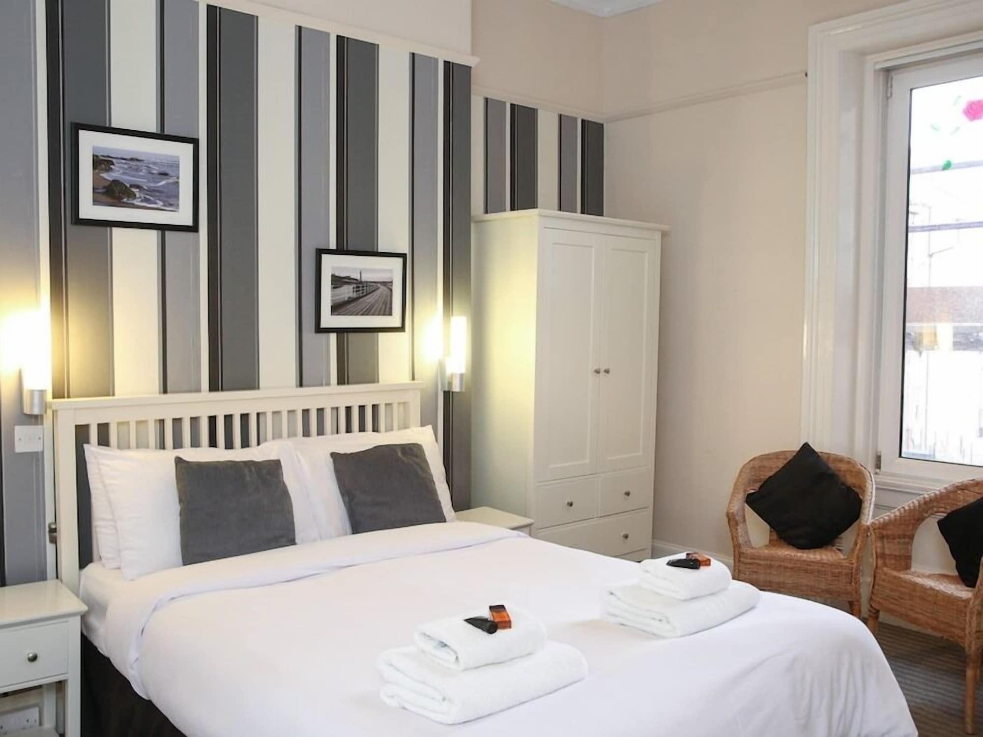 Riviera Guesthouse Whitby Extérieur photo