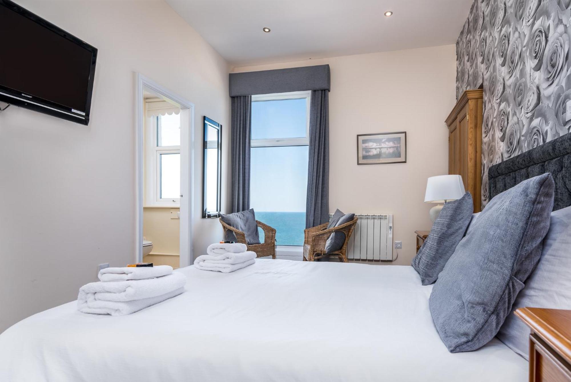 Riviera Guesthouse Whitby Extérieur photo